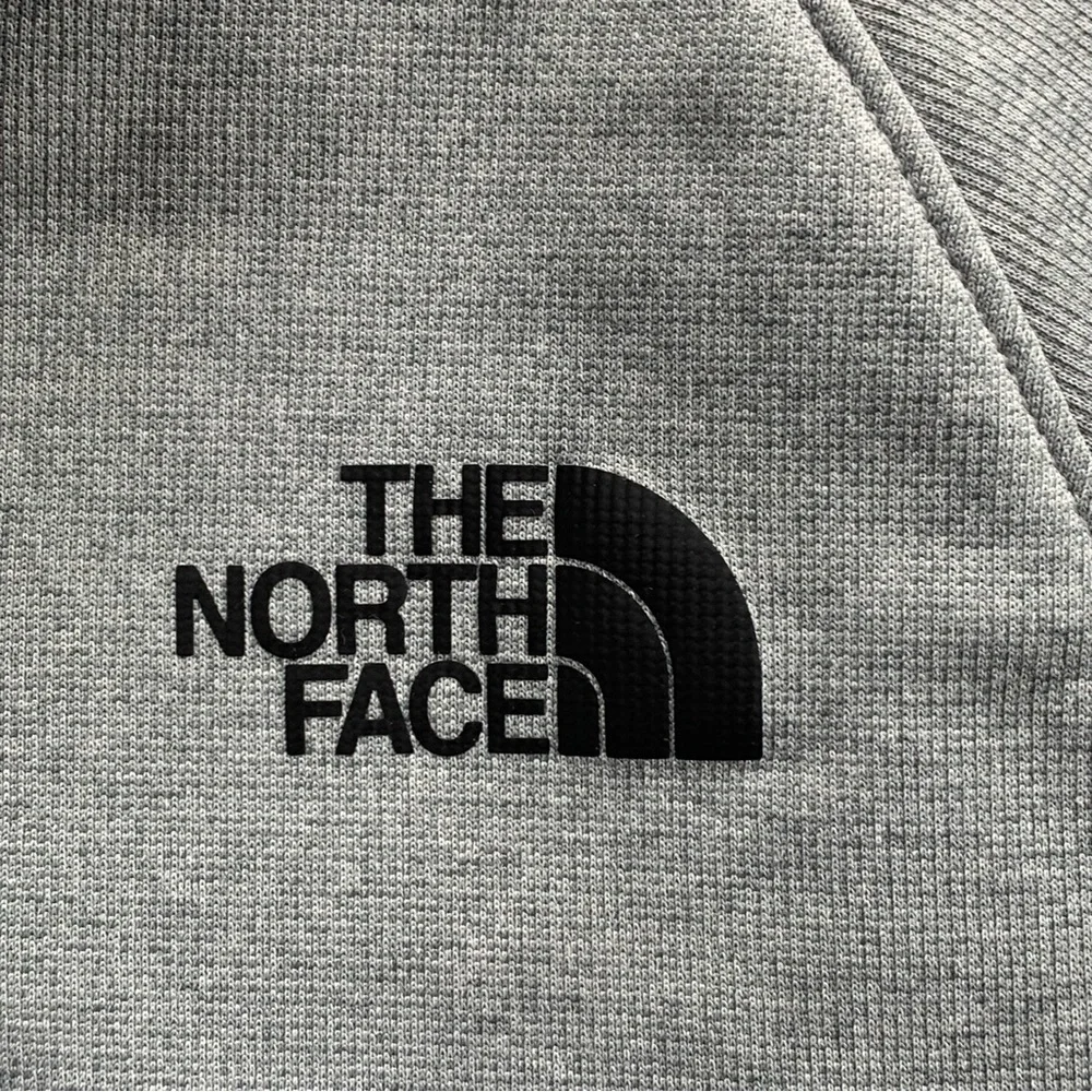 The North Face Canyonlands 1/2 Zip Pullover Shirt Mens Size Large Gray Zip Logo